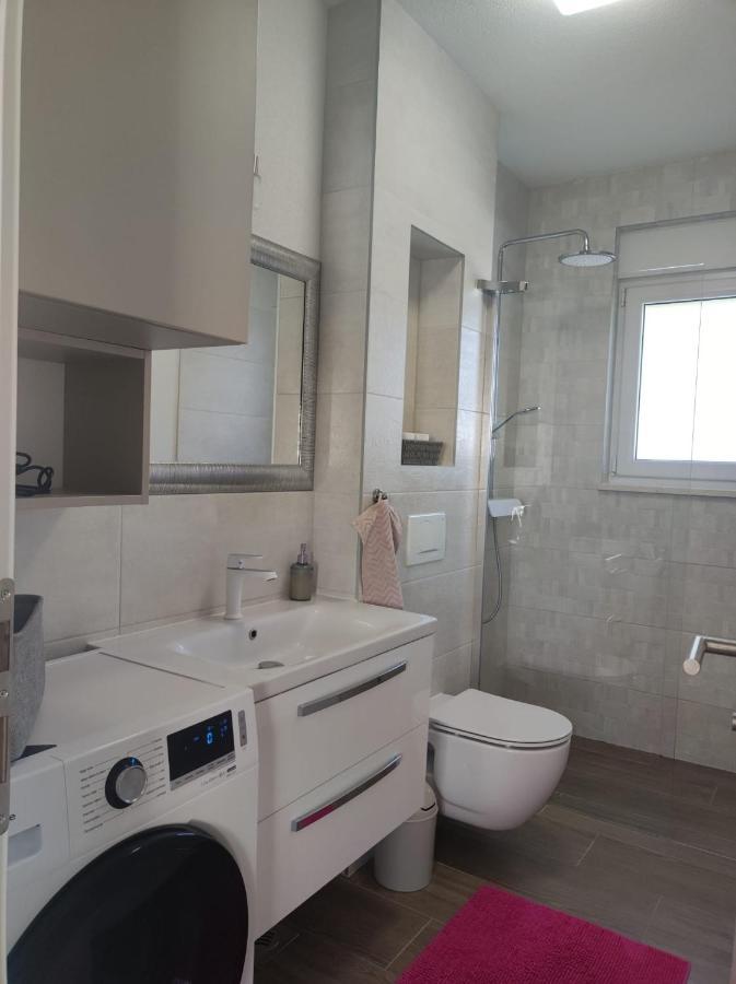 Adria Relax With Private Heated Pool Apartment